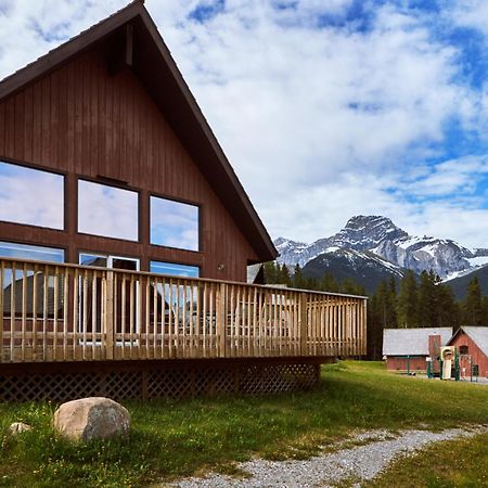 Banff Gate Mountain Resort Canmore Bagian luar foto