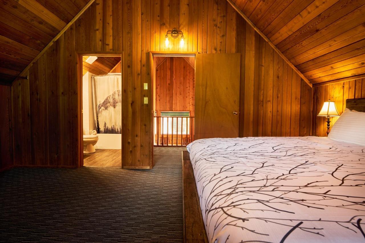 Banff Gate Mountain Resort Canmore Bagian luar foto
