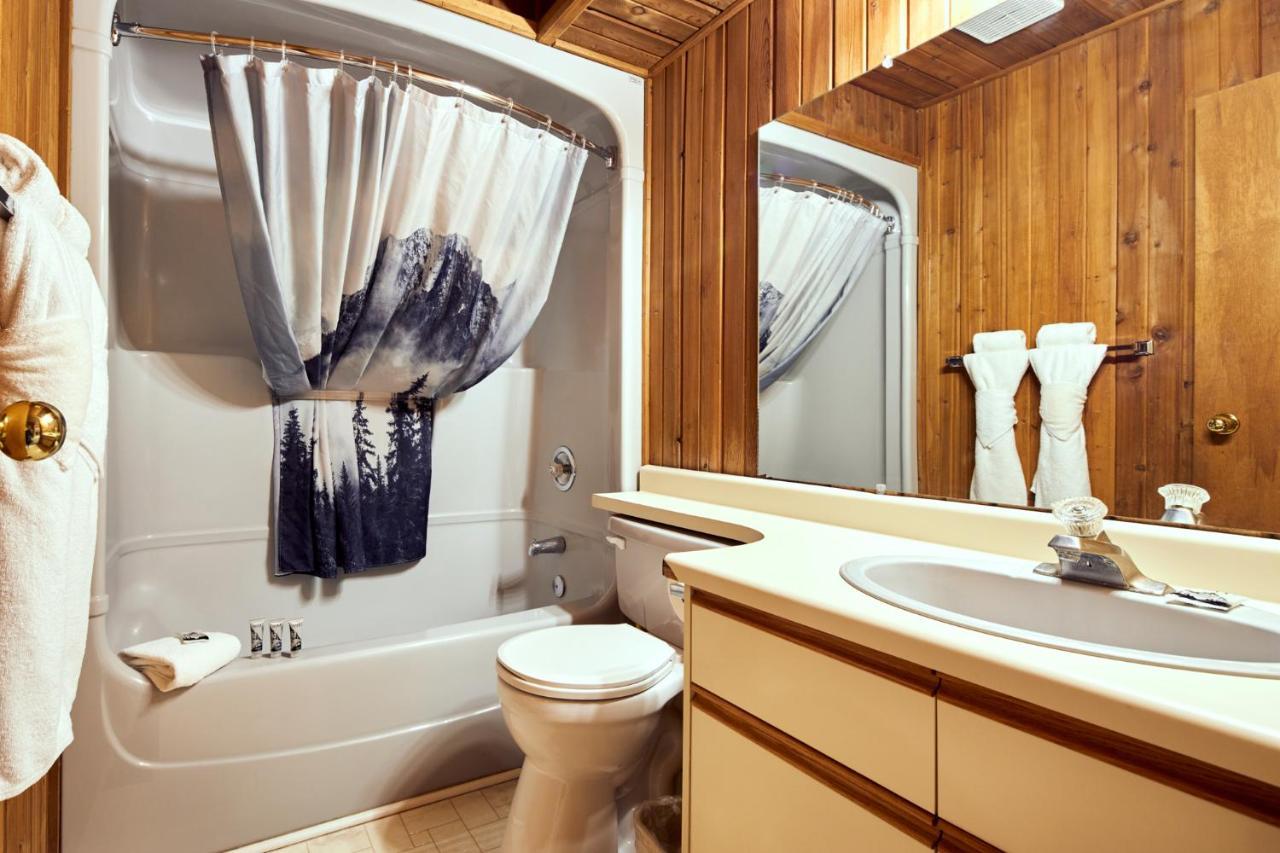 Banff Gate Mountain Resort Canmore Bagian luar foto