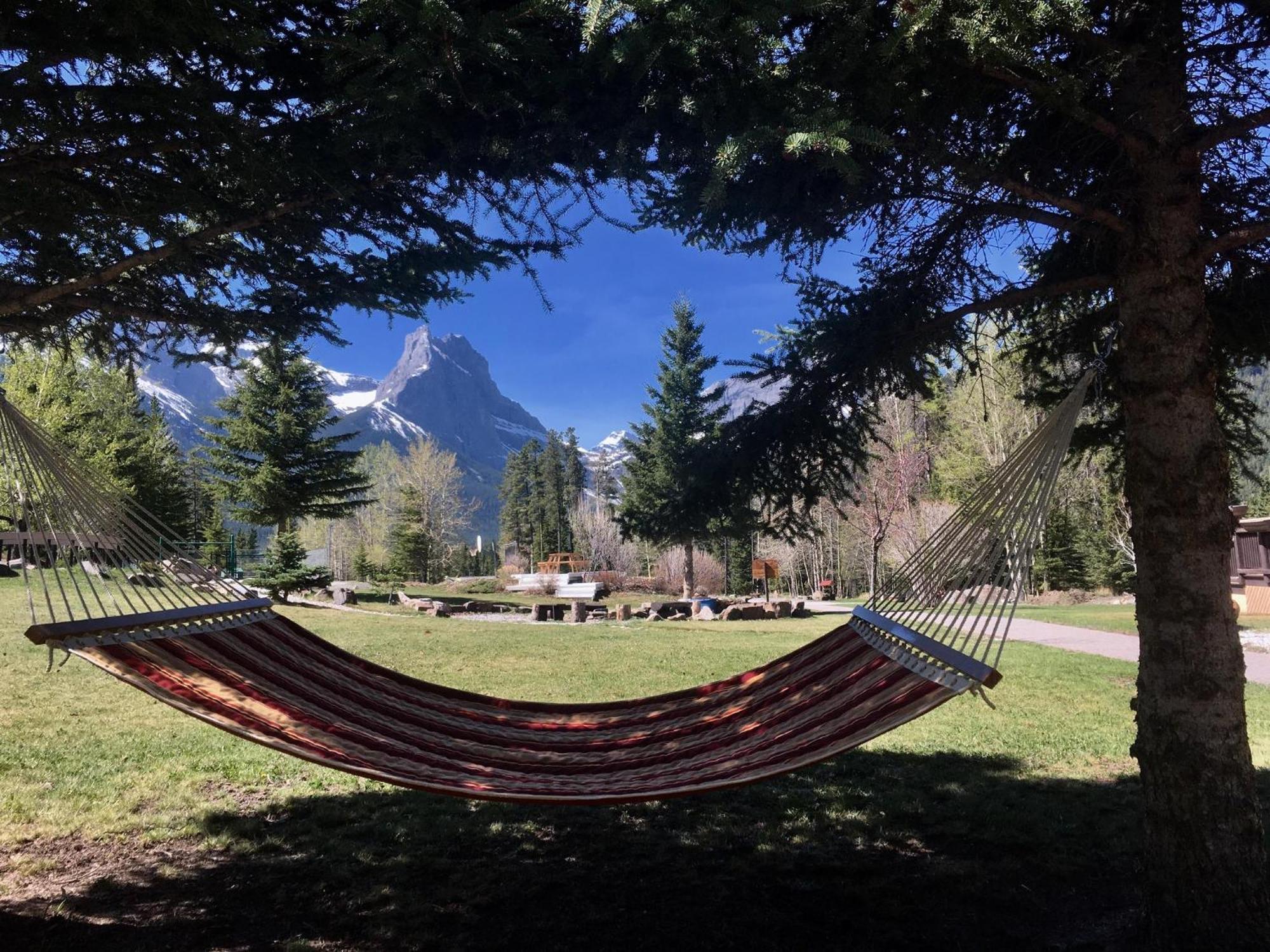 Banff Gate Mountain Resort Canmore Bagian luar foto